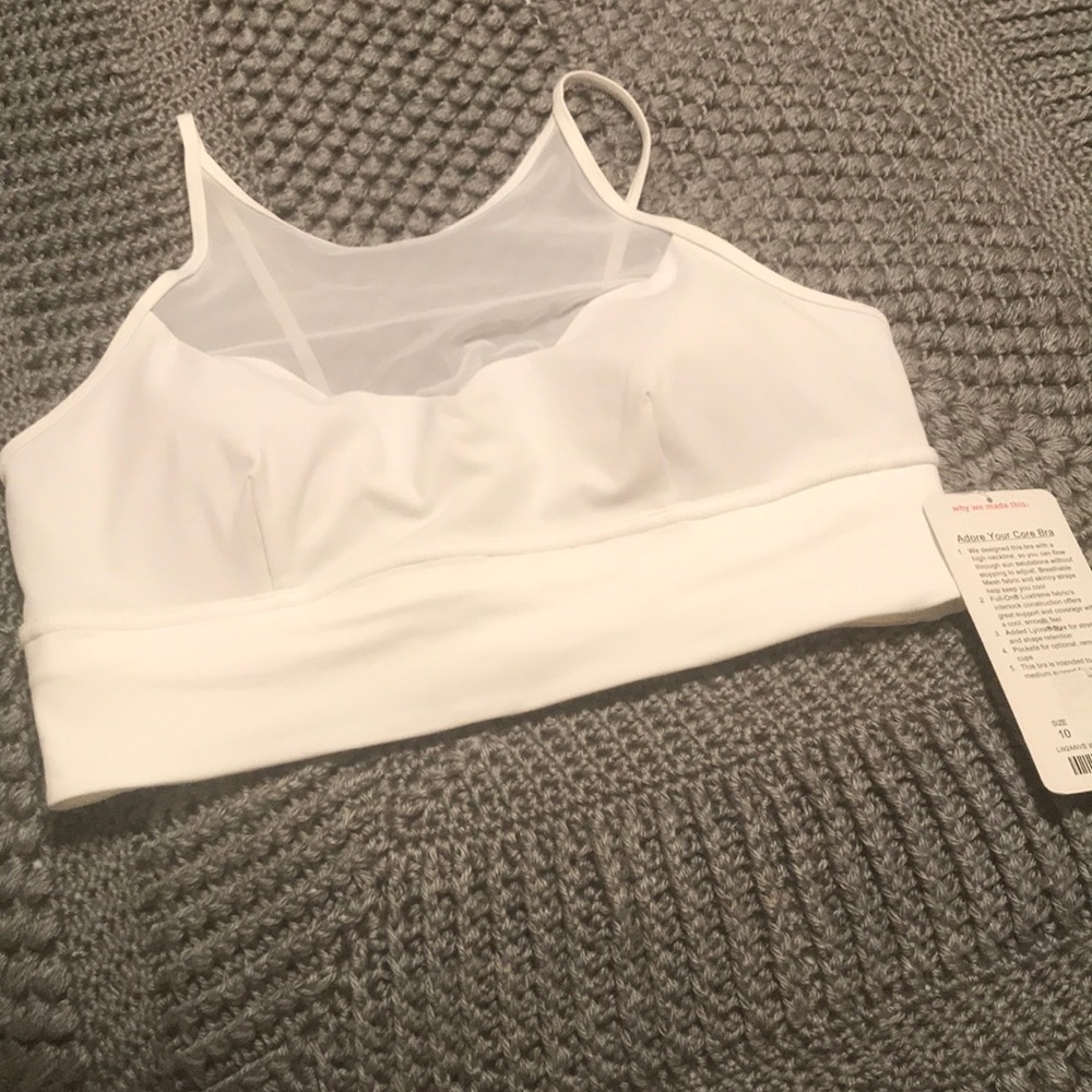 NWT White Brand Lululemon “Adore Your Core Bra”